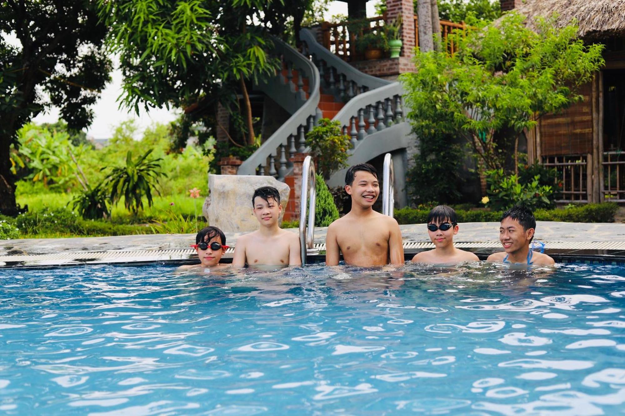 Dinh Gia Home Villa & Resort นิญบิ่ญ ภายนอก รูปภาพ